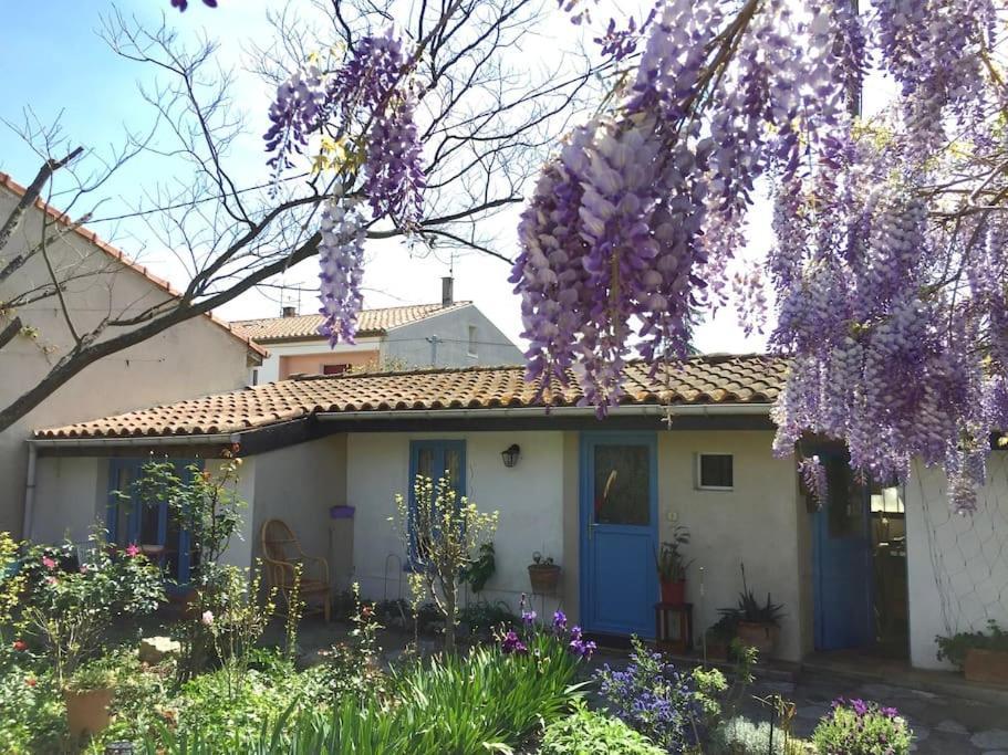 La Campagne Dans La Ville Narbona Exterior foto
